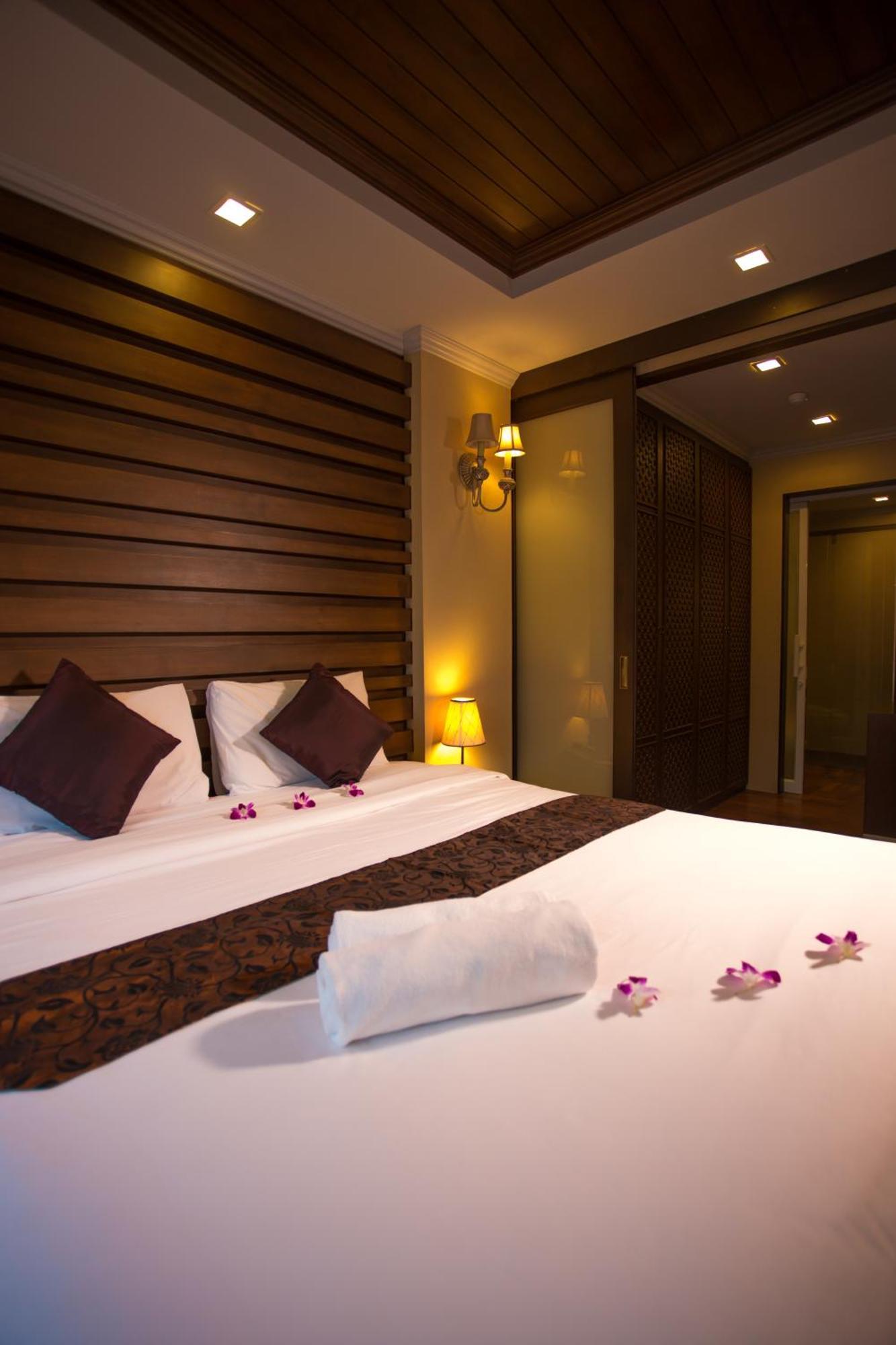 Haven Lagoon Condominium Patong Екстериор снимка