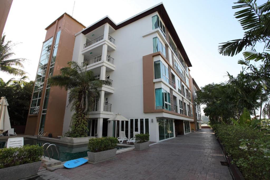 Haven Lagoon Condominium Patong Екстериор снимка